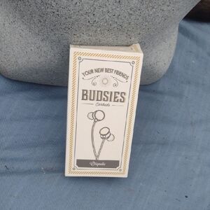 Budsies Wireless Earbuds NWT